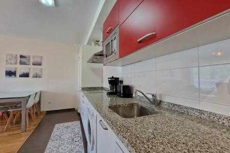 Апартаменты Apartamento Con Piscina Льянес Экстерьер фото